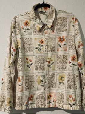 VTG Classic Floral Zip-Up Jacket - Embellished Flowers